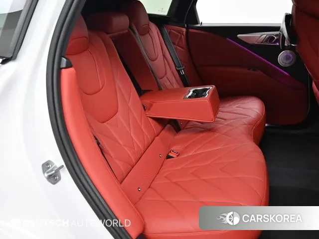 BMW XM (G09) 2023 Белый из Кореи, фото 3