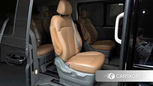 Hyundai Staria 2021 Черный из Кореи, фото 3