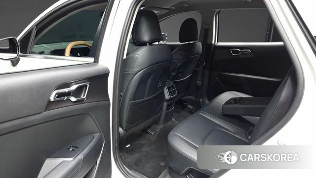 Kia The New Sportage 5th Generation Hybrid 2025 Белый из Кореи, фото 3