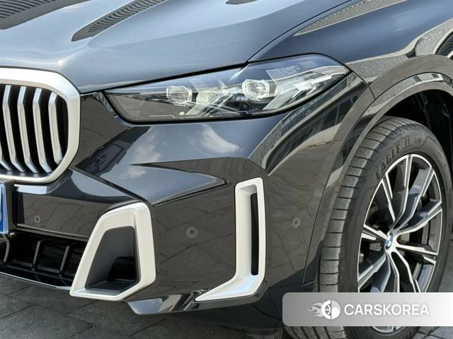 BMW X5 2023 Черный из Китая, фото 3