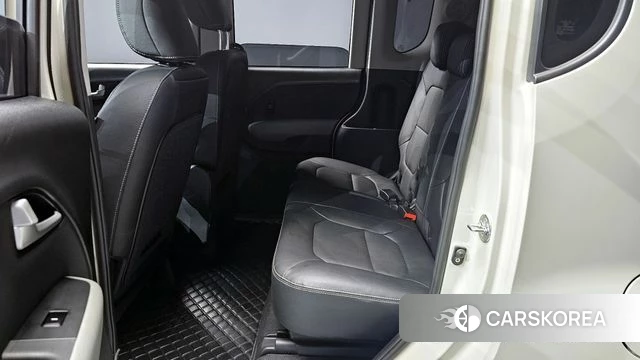 Kia The New Kia Ray 2023 Жемчужный цвет из Кореи, фото 3