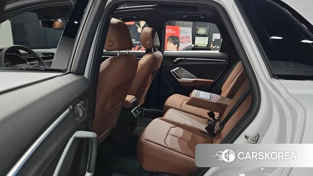 Audi Q3 (F3) 2025 Белый из Кореи, фото 3