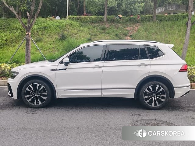 Volkswagen Tiguan L 2021 Белый из Китая, фото 3
