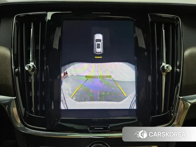 Volvo V90 Cross-Country 2024 Белый из Кореи, фото 3