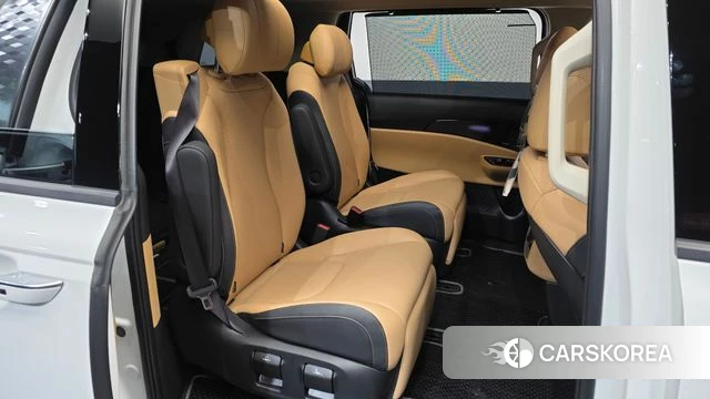 Kia Carnival 4th generation 2023 Белый из Кореи, фото 3