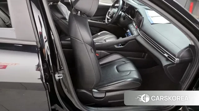 Hyundai Avante (CN7) 2021 Черный из Кореи, фото 3