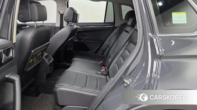 Volkswagen Tiguan second Generation 2018 Серый из Кореи, фото 3