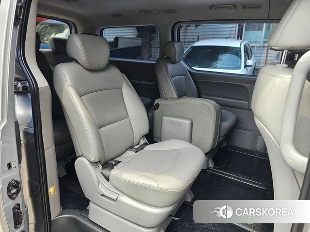 Hyundai The New Grand Starex 2018 Серебряный из Кореи, фото 3