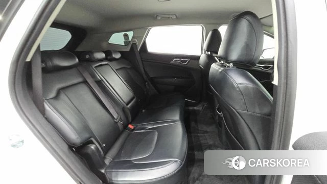 Kia Sportage 5th Generation 2024 Белый из Кореи, фото 3