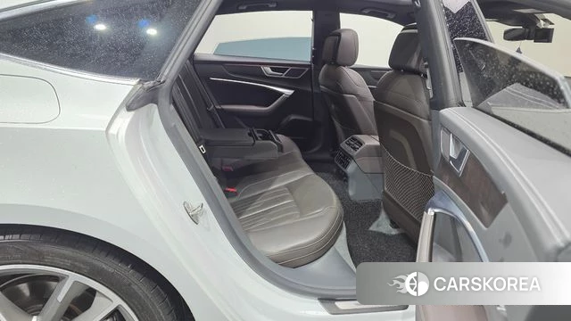 Audi A7 (4K) 2021 Белый из Кореи, фото 3