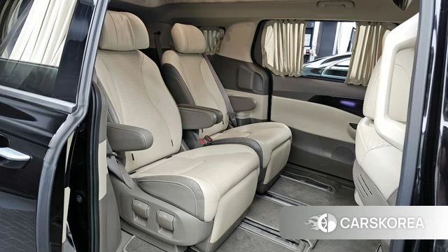 Kia Carnival 4th generation 2023 Черный из Кореи, фото 3