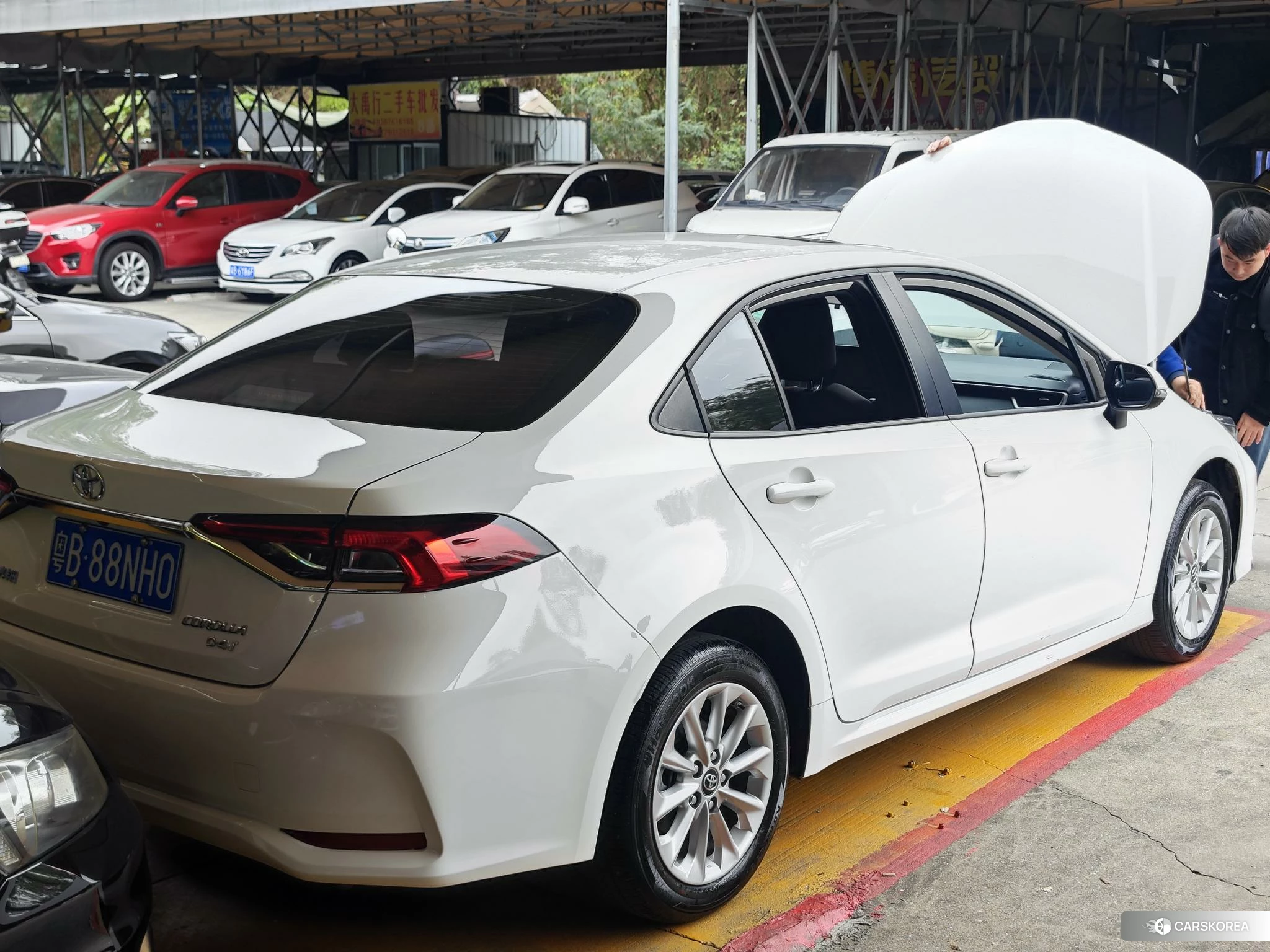 Toyota Corolla 2019 Белый из Китая, фото 3