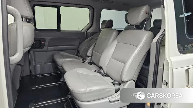 Hyundai The New Grand Starex 2019 Белый из Кореи, фото 3