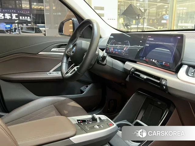 BMW X1 2024 Серебристо-серый из Китая, фото 3