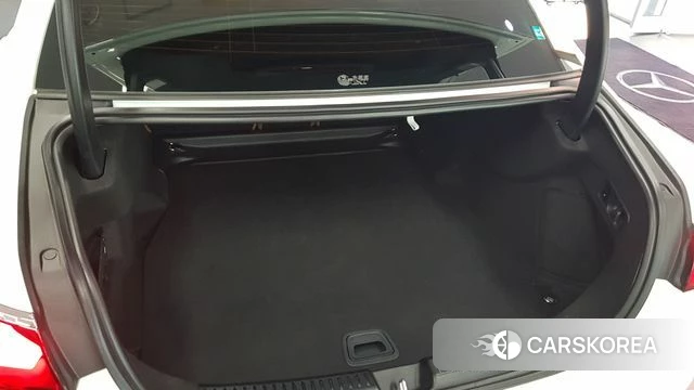 Mercedes-Benz E-Class W214 2024 Белый из Кореи, фото 3