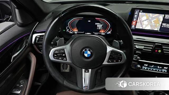 BMW 5 Series (G30) 2023 Черный из Кореи, фото 3