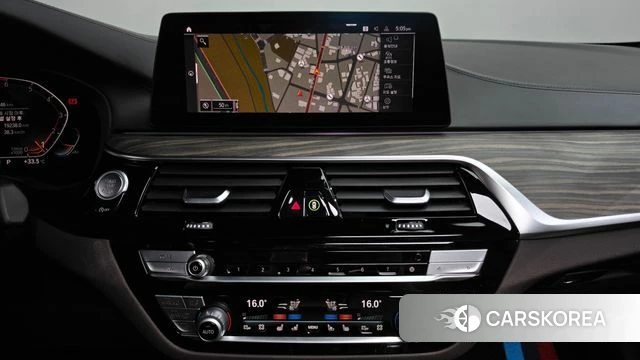 BMW 5 Series (G30) 2020 Черный из Кореи, фото 3