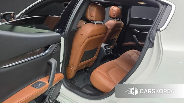 Maserati Ghibli 2018 Белый из Кореи, фото 3