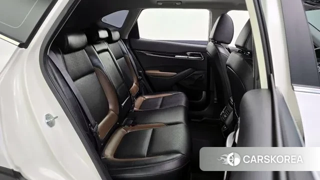 Kia Seltos 2022 Белый из Кореи, фото 3