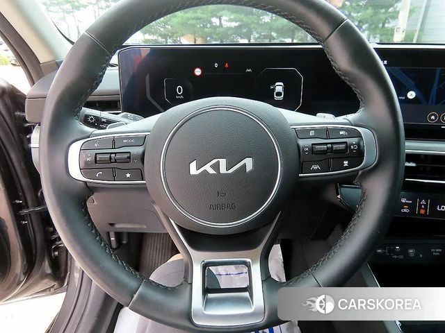 Kia The New K5 3rd generation 2025 Черный из Кореи, фото 3