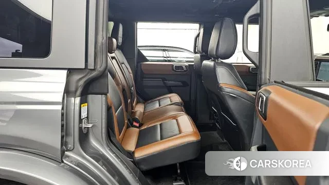 Ford Bronco 6th Generation 2024 Серый из Кореи, фото 3