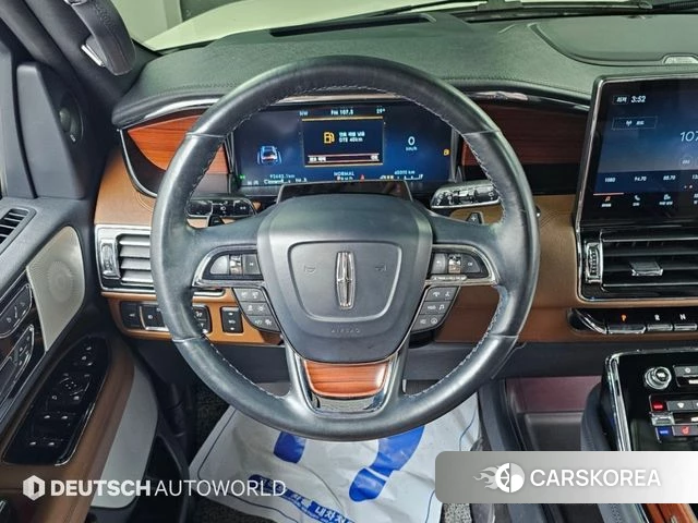 Lincoln Navigator 4th generation 2022 Белый из Кореи, фото 4