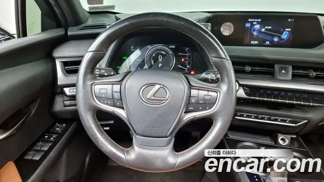 Lexus UX250h id 2917521 из Кореи 4