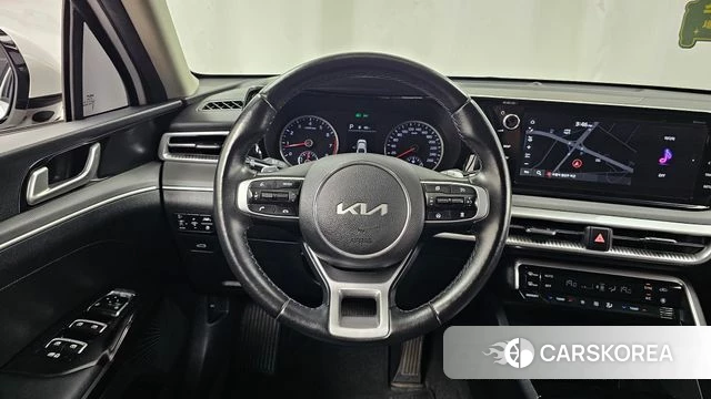 Kia K5 3rd generation 2022 Белый из Кореи, фото 4