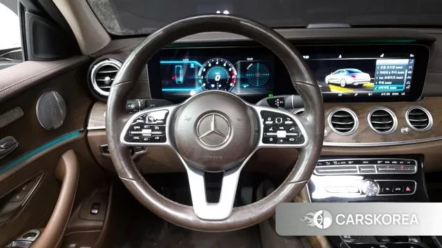 Mercedes-Benz E-Class W213 2018 Белый из Кореи, фото 4