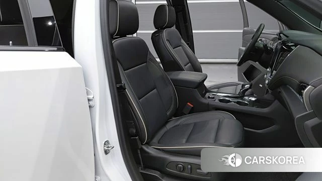 Chevrolet (GM Daewoo) Traverse 2023 Белый из Кореи, фото 4