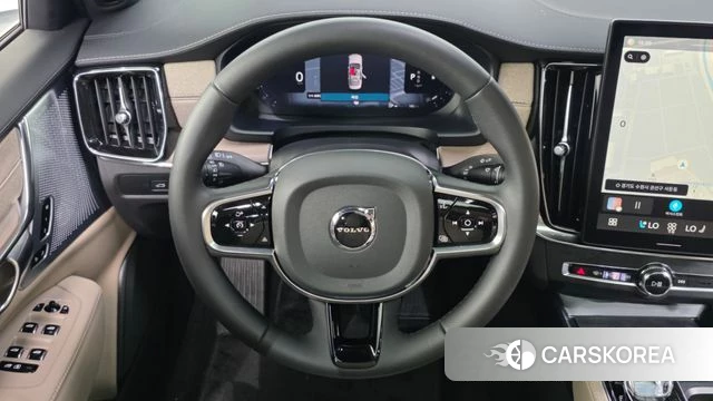 Volvo S90 2025 Белый из Кореи, фото 4