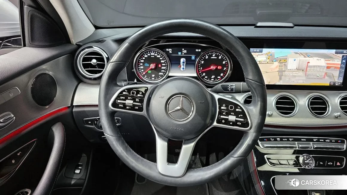 Mercedes-Benz E-Class W213 2019 Серебристо-серый из Кореи, фото 4