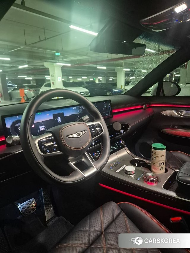 Genesis GV70 2024 Белый из Кореи, фото 4