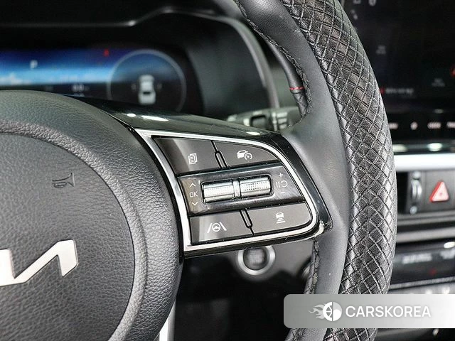 Kia The New K3 2nd generation 2021 Белый из Кореи, фото 4