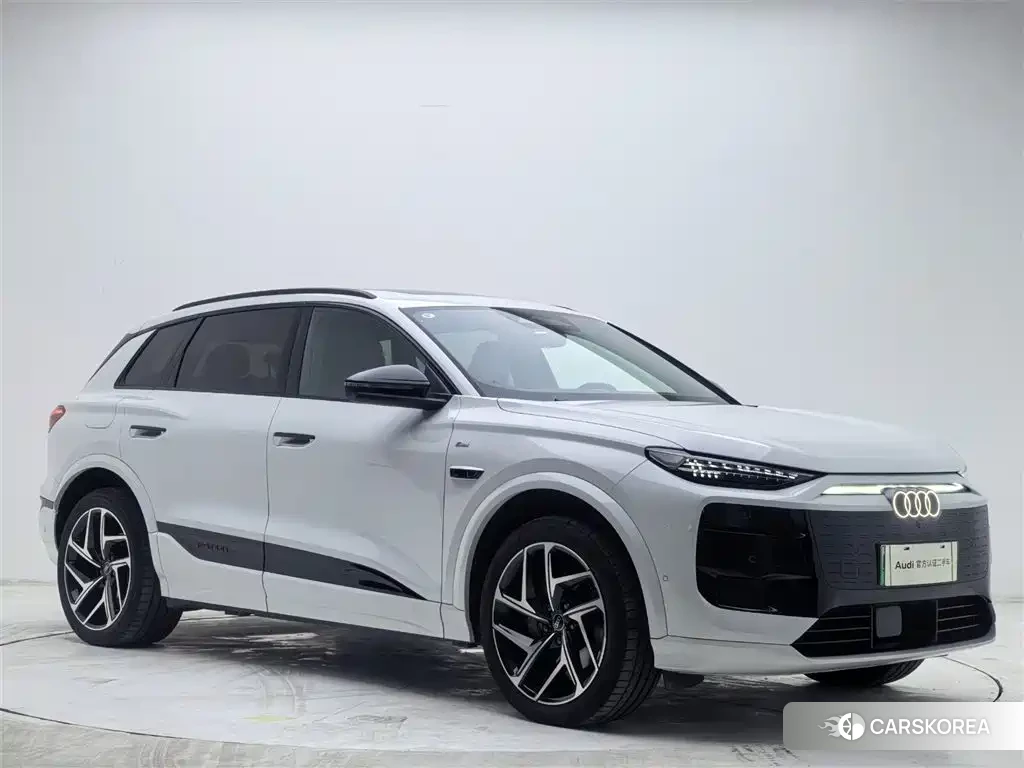 Audi Q6L 2025 Белый из Китая, фото 4