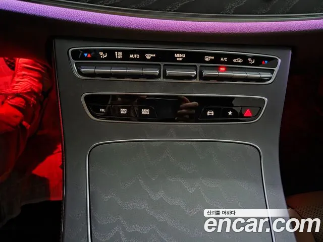 Mercedes-Benz E-Class W213 2022 Белый из Кореи, фото 4