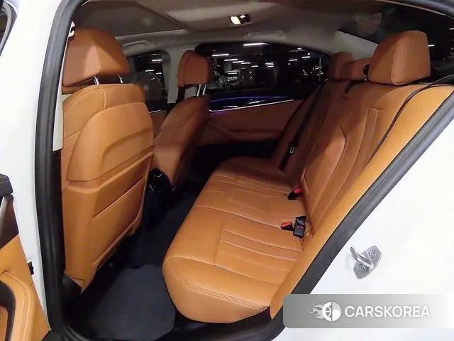 BMW 5 Series (G30) 2022 Белый из Кореи, фото 4