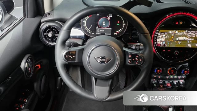 Mini Cooper 2024 Белый из Кореи, фото 4