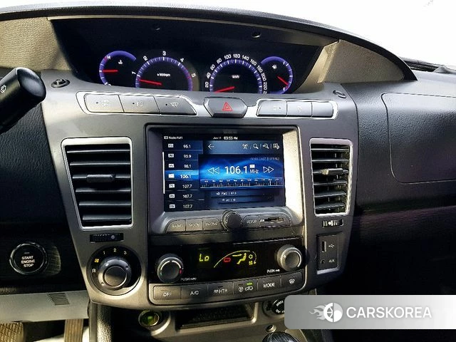 Ssangyong Korando Turismo 2018 Черный из Кореи, фото 4
