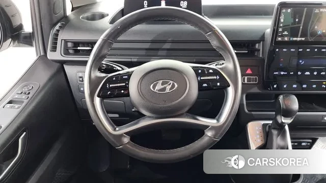 Hyundai Staria 2022 Белый из Кореи, фото 4