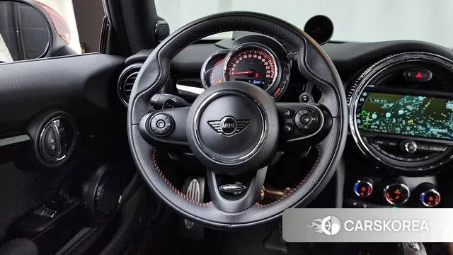 Mini Cooper S 2019 Светло-серебряный цвет из Кореи, фото 4