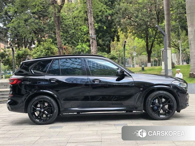 BMW X5 (imported) 2021 Черный из Китая, фото 4