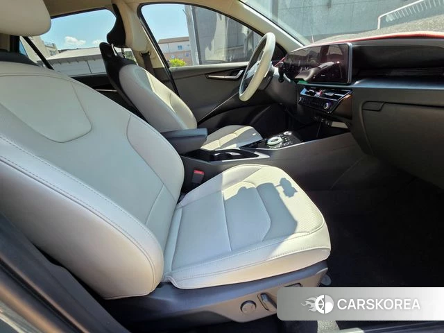 Kia Di Ol Nu Niro 2022 Светло-зеленый из Кореи, фото 4