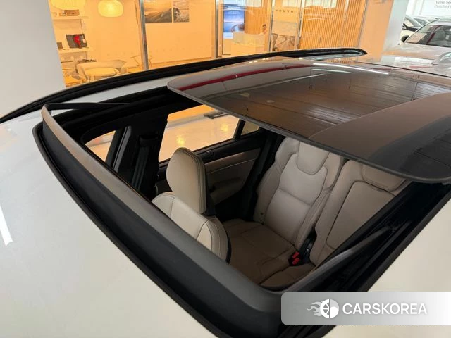 Volvo XC90 second Generation 2025 Белый из Кореи, фото 4
