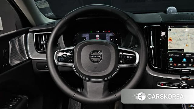 Volvo XC60 second Generation 2024 Белый из Кореи, фото 4