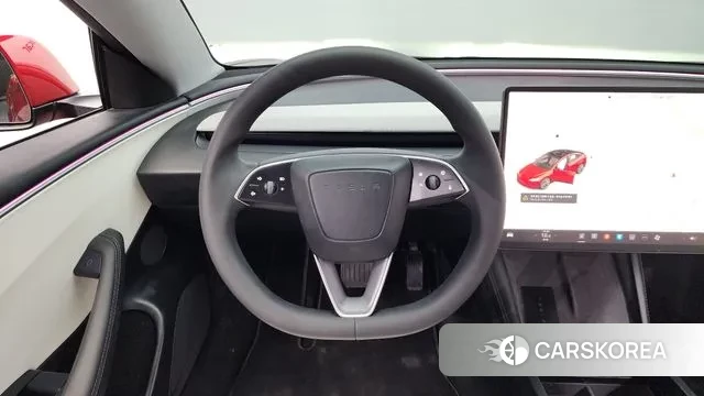 Tesla Model 3 2024 Красный из Кореи, фото 4