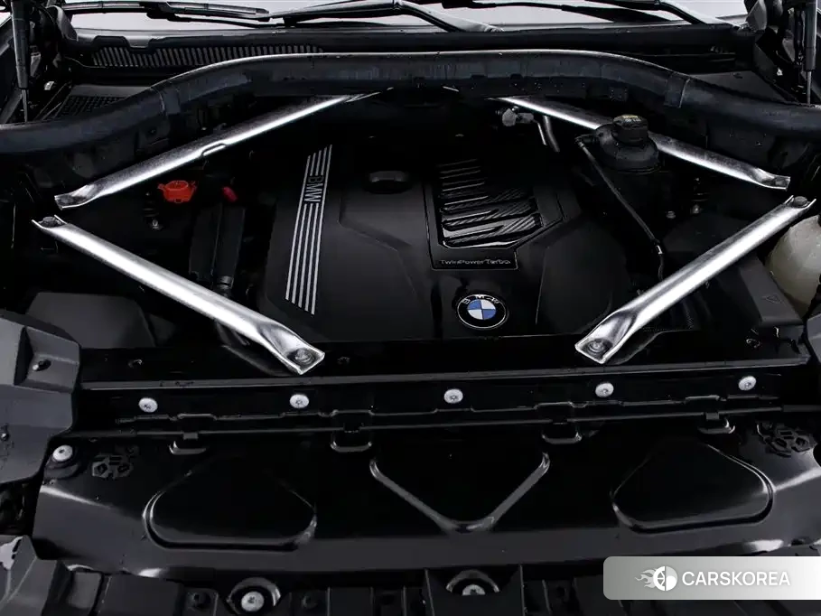 BMW X7 2020 Черный из Китая, фото 4