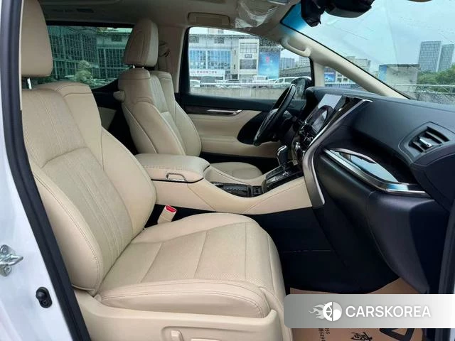 Toyota Elfa 2022 Белый из Китая, фото 4