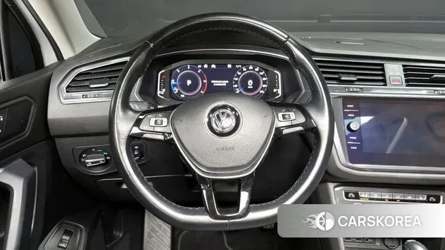 Volkswagen Tiguan Allspace 2020 Белый из Кореи, фото 4