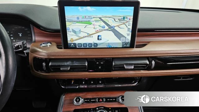 Lincoln Aviator 2nd generation 2021 Белый из Кореи, фото 4